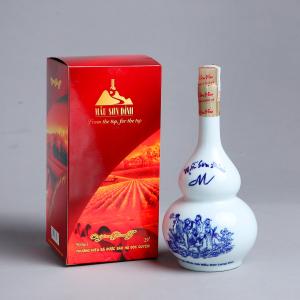 Rượu mẫu sơn đỉnh Bầu Gốm 500ML